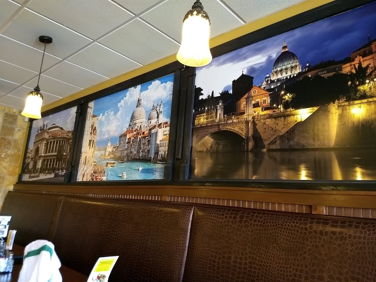 Benedict's Breakfast and Lunch
